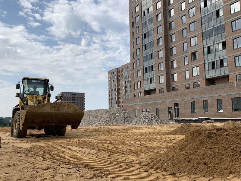 В ЖК «Космос» началось благоустройство территории