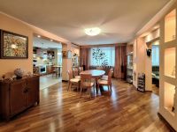 Многокомнатная, квартира, 155.6 м²
