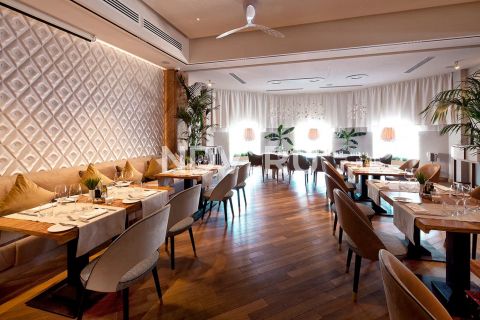 Облепиха с марципаном, фермерские овощи и чемодан без ручки. Топ лучших ресторанов для 8 марта