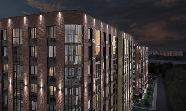 <p>ЖК &laquo;Берег&raquo; расположен в живописном месте на берегу канала им. Москвы с хорошей экологией, вдали от шума в окружении леса и парков. Это микрорайон Клязьма-Старбеево, в квартале Международный, городского округа Химки. Проект класса &laquo;Комфорт +&raquo; предлагает отличные условия для жизни в окружении природы и современной инфраструктуры.&nbsp;</p> <p>На территории будут велопарковки, воркаут, спорт площадка, детская площадка с игровыми комплексами для детей младшего и старшего возраста, площадка отдыха, озеленение с разнообразными деревьями и кустарниками. Каждый день дарит новые впечатления и новые возможности не только для спокойной жизни, но развития и отдыха.&nbsp;</p>