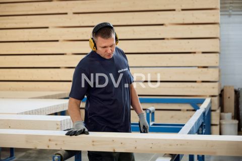 Starkwood: новая коллекцию компактных деревянных домов Weekend home 