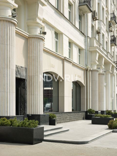 Искусство продаж: самые необычные офисы жилых комплексов