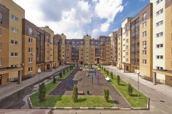 Своя школа, детский сад и торговый комплекс