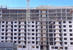 Корпус 4: монолитные работы, кладка стен