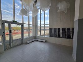 Монтаж коммуникаций, отделка МОП