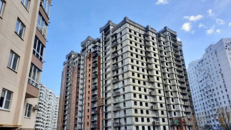 ЖК «Суджук-Кале: началось устройство фасадной кирпичной кладки