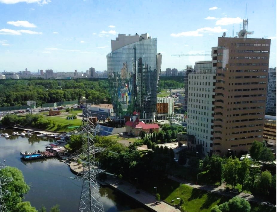 Химки: город спутник с перспективой развития