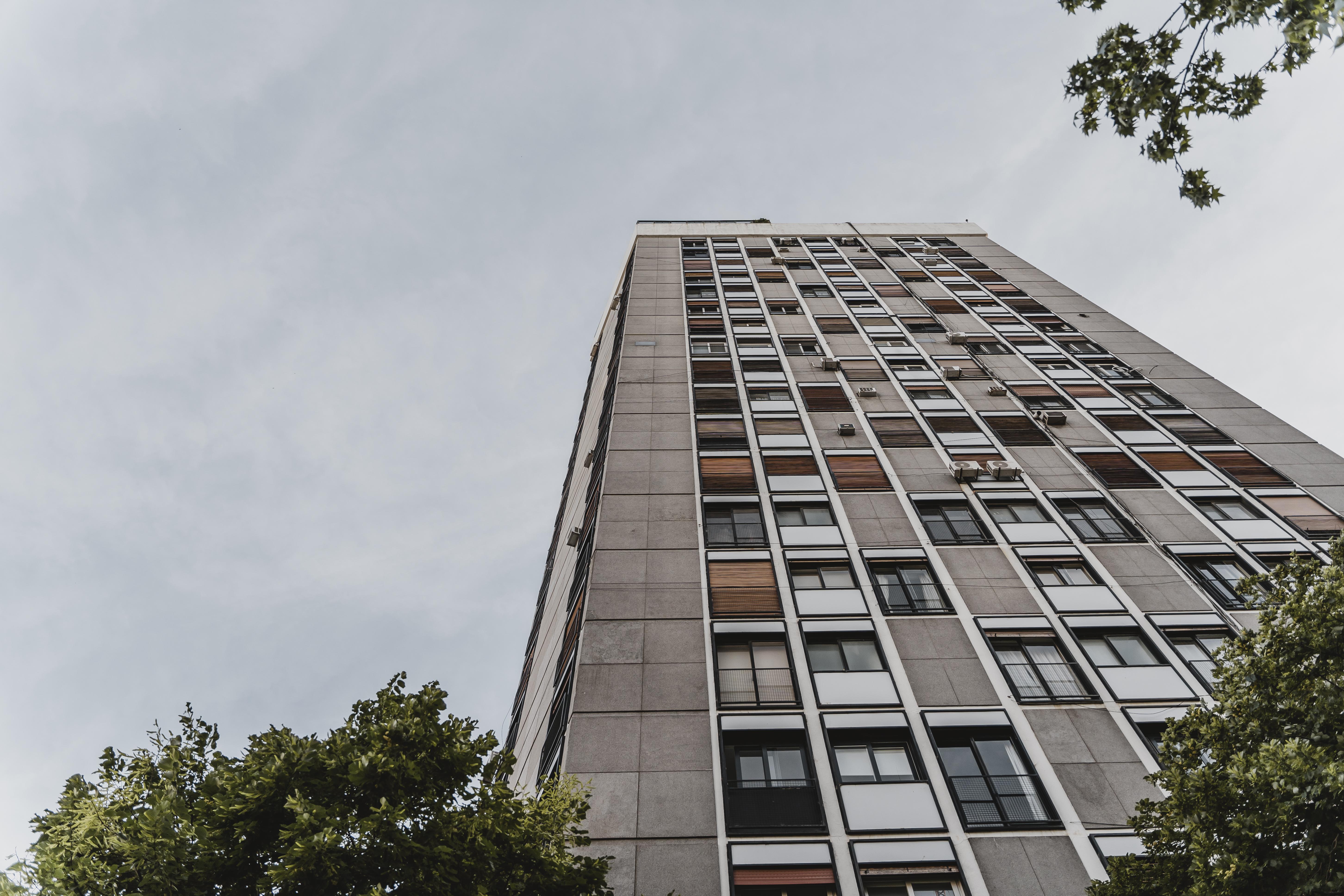 Названы причины, снижающие стоимость вторичного жилья