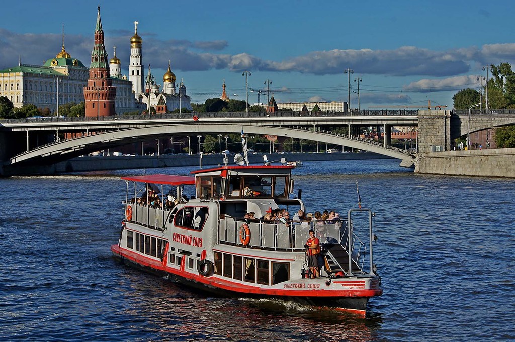 В Москве появятся регулярные маршруты речного транспорта