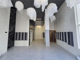 Монтаж коммуникаций, отделка МОП
