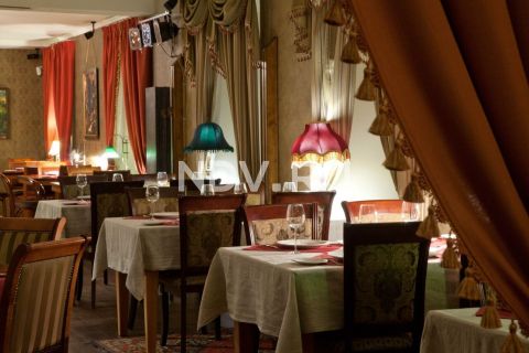 Облепиха с марципаном, фермерские овощи и чемодан без ручки. Топ лучших ресторанов для 8 марта