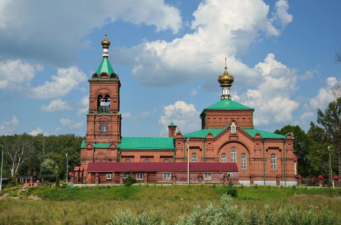 Шуховская башня, старинный паровоз, музей петуха и Венечки Ерофеева - Ника  Чайкина