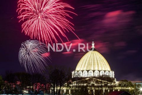 Праздничный салют на 9 мая: места в Москве, где обычно в этот день бывает очень красиво