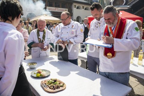 Афиша на выходные: благотворительный забег, цирк Шапито, шоу с участием 13 пород лошадей и многое другое